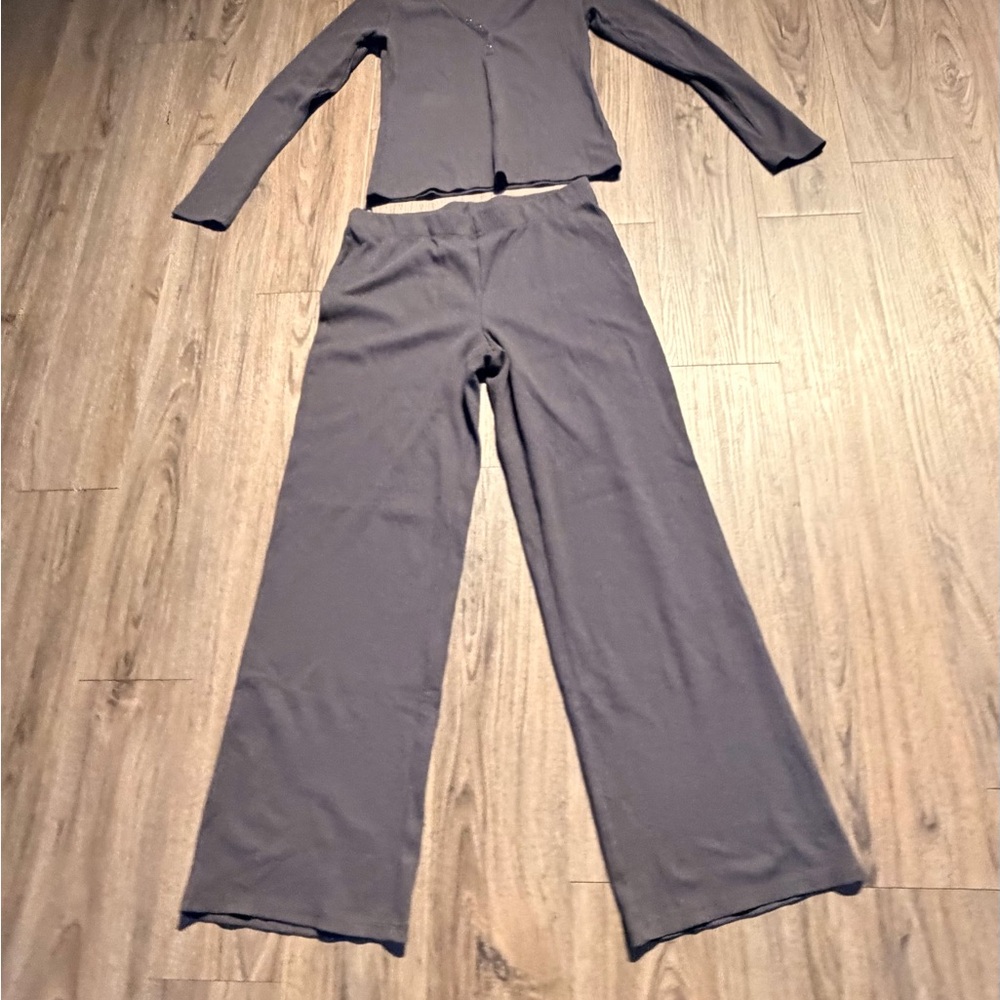 H&M Charcoal Ribbed Knit Top